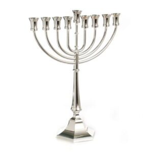 חנוכיה דגם אור מלכות